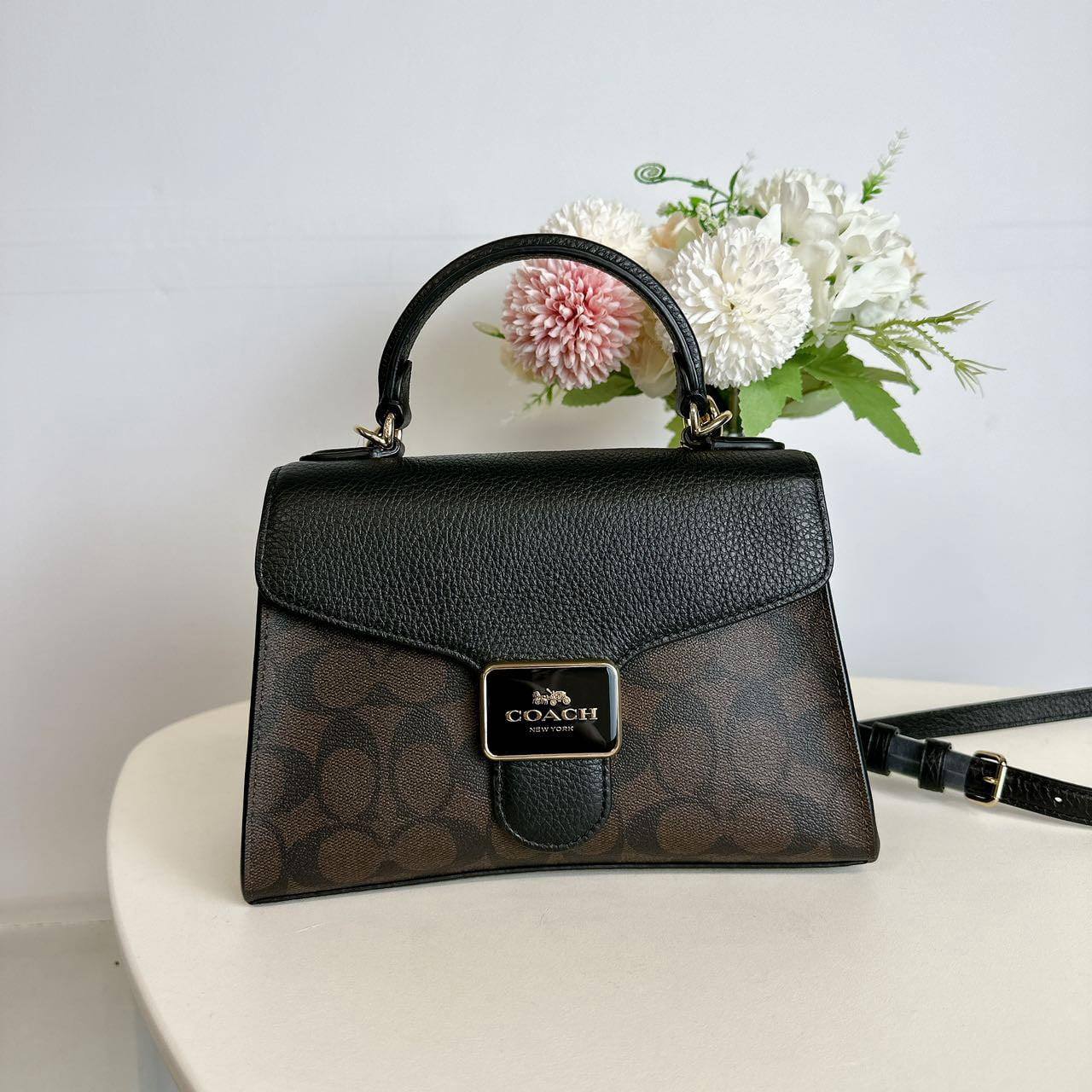 Coach Master
22cm 
230 dhs🪙🌨️

Zain248
♥️♥️♥️