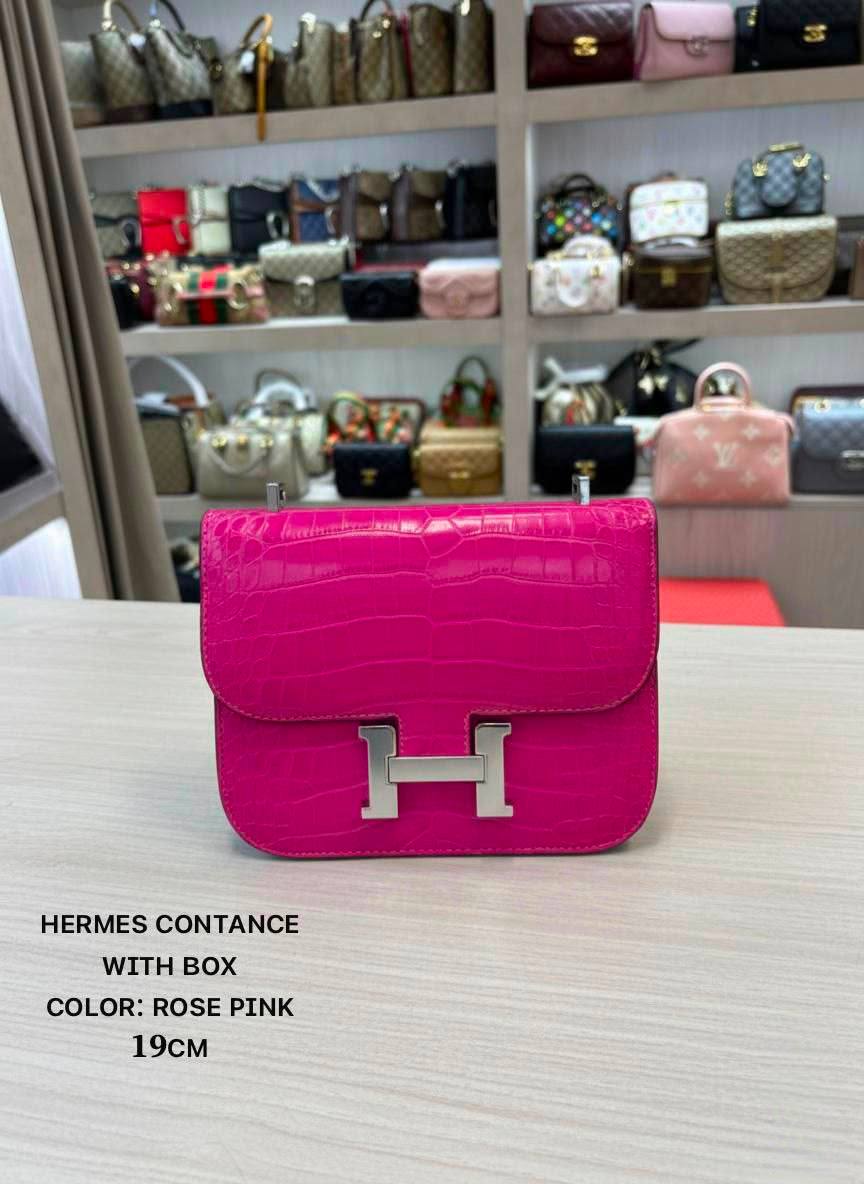 Hermes ᴄᴏɴsᴛᴀɴᴄᴇ 
ᴡɪᴛʜ ʙᴏx
ᴄʀᴏᴄᴏᴅɪʟᴇ ᴅᴇsɪɢɴ 
sɪᴢᴇ:19ᴄᴍ
100 dhs💓

Zain56
♥️♥️♥️