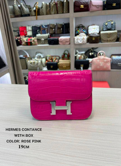 Hermes ᴄᴏɴsᴛᴀɴᴄᴇ 
ᴡɪᴛʜ ʙᴏx
ᴄʀᴏᴄᴏᴅɪʟᴇ ᴅᴇsɪɢɴ 
sɪᴢᴇ:19ᴄᴍ
100 dhs💓

Zain56
♥️♥️♥️