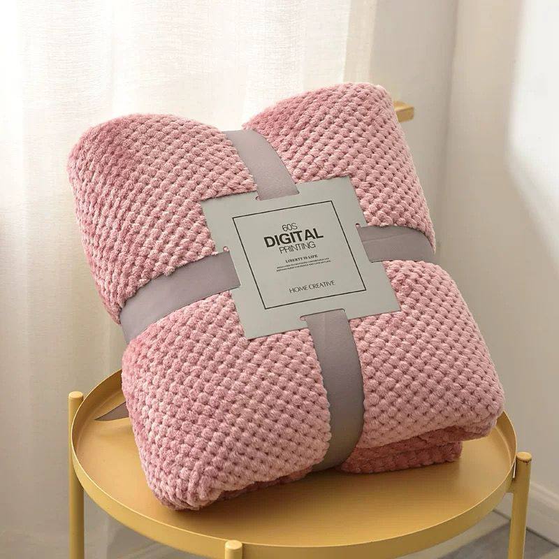 💥Comfortable healthy quality 💥
New collection 
Blanket 
Soft and smooth 
Size 230*200
55 dhs🪙🌨️

Zain99
♥️♥️♥️