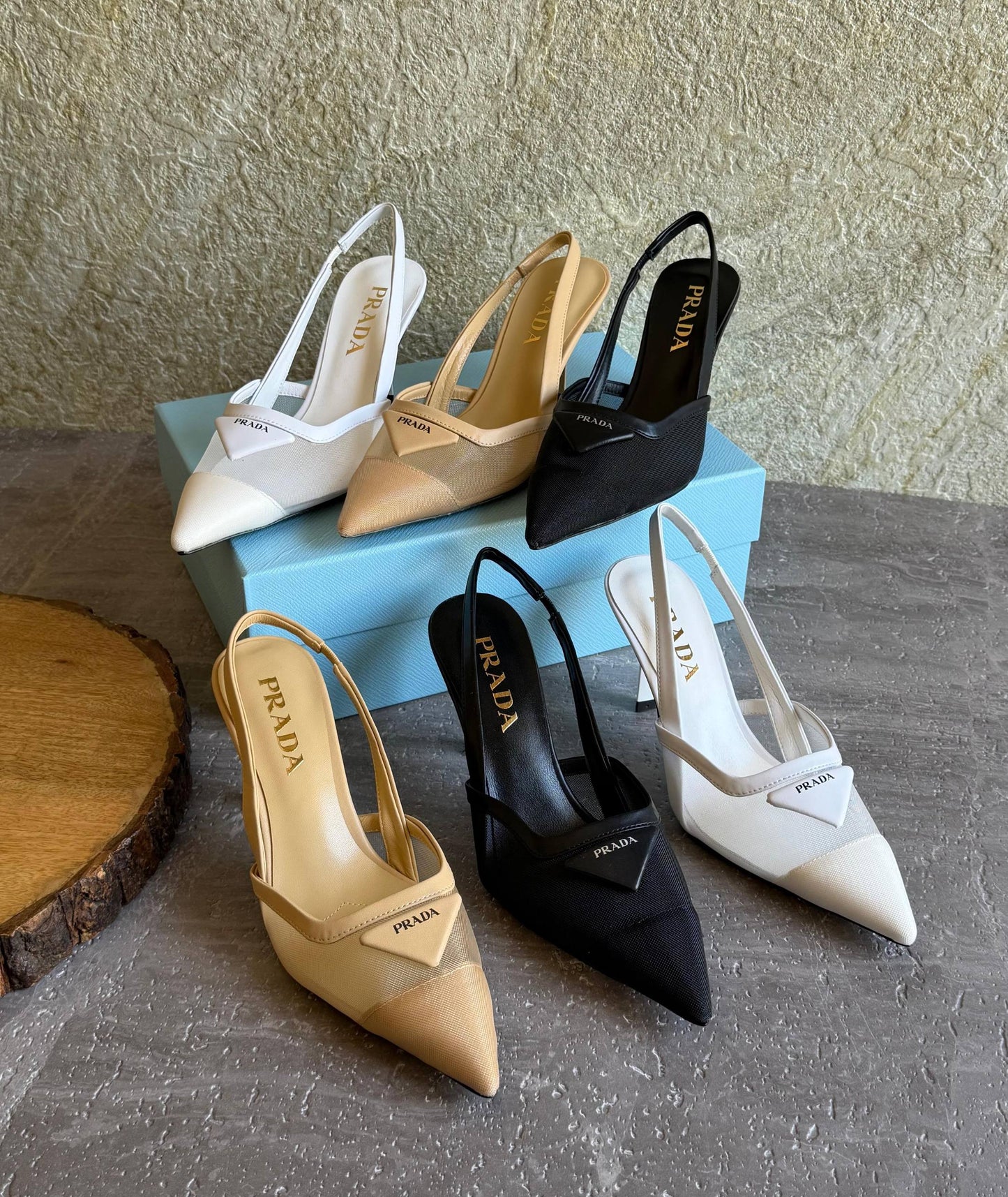 PRADA 
SuperMaster Quality 💯
450 dhs✅
Size: 36-41💥

Zain171
♥️♥️♥️