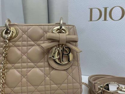 Super XXX Master Bags
For Price 👇 WTSP Text Zain 0568585901

Zain274
♥️♥️♥️