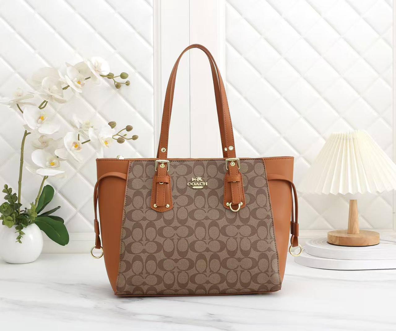 Coach 

95 dhs🌺

Zain253
♥️♥️♥️