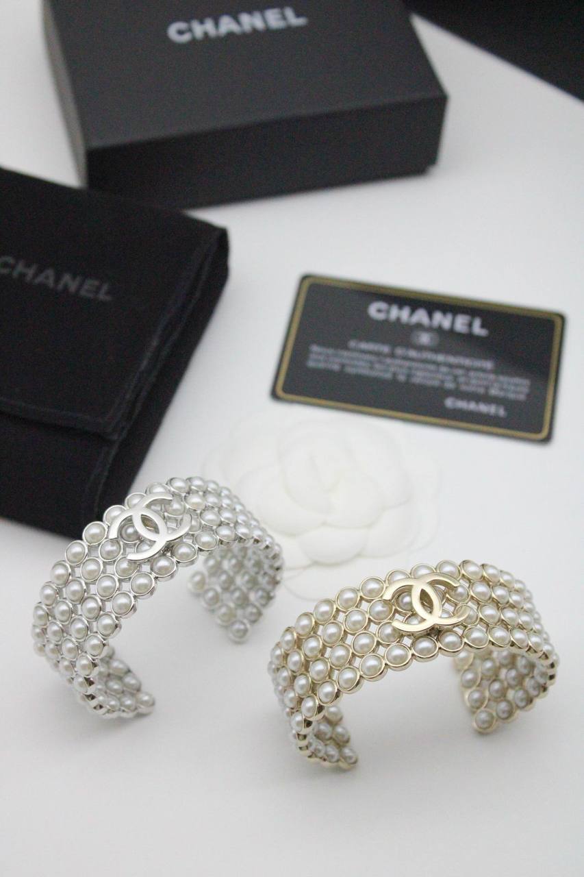 Accessories
110 dhs❤️

Zain122
♥️♥️♥️