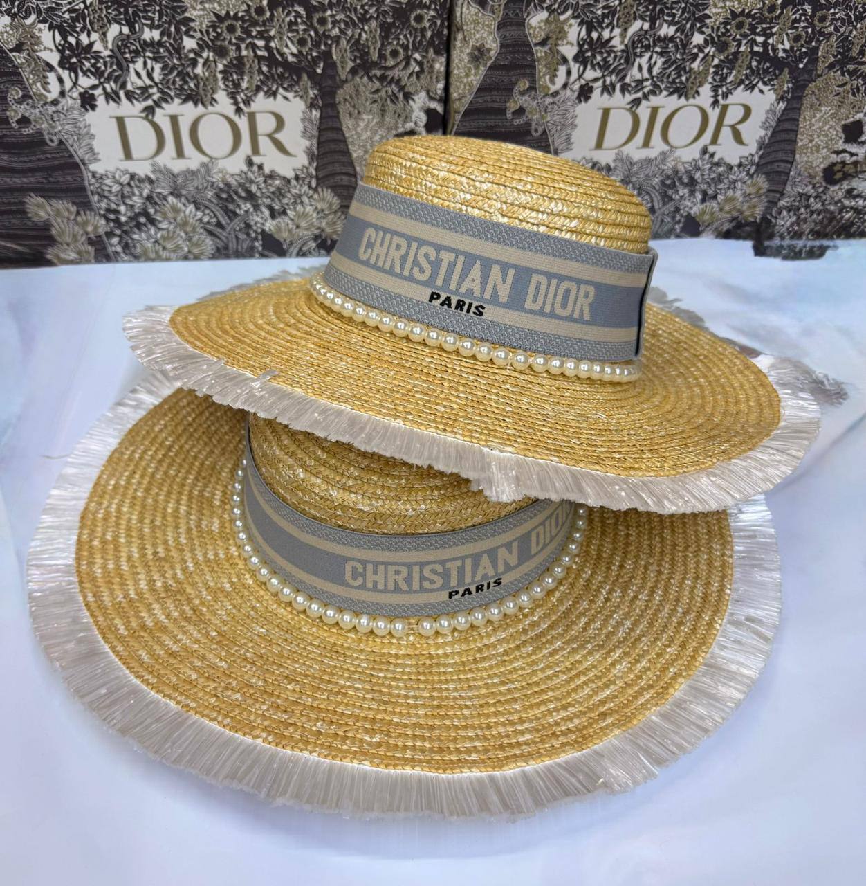 Beach HAT
60 dhs✅

Zain93
♥️♥️♥️