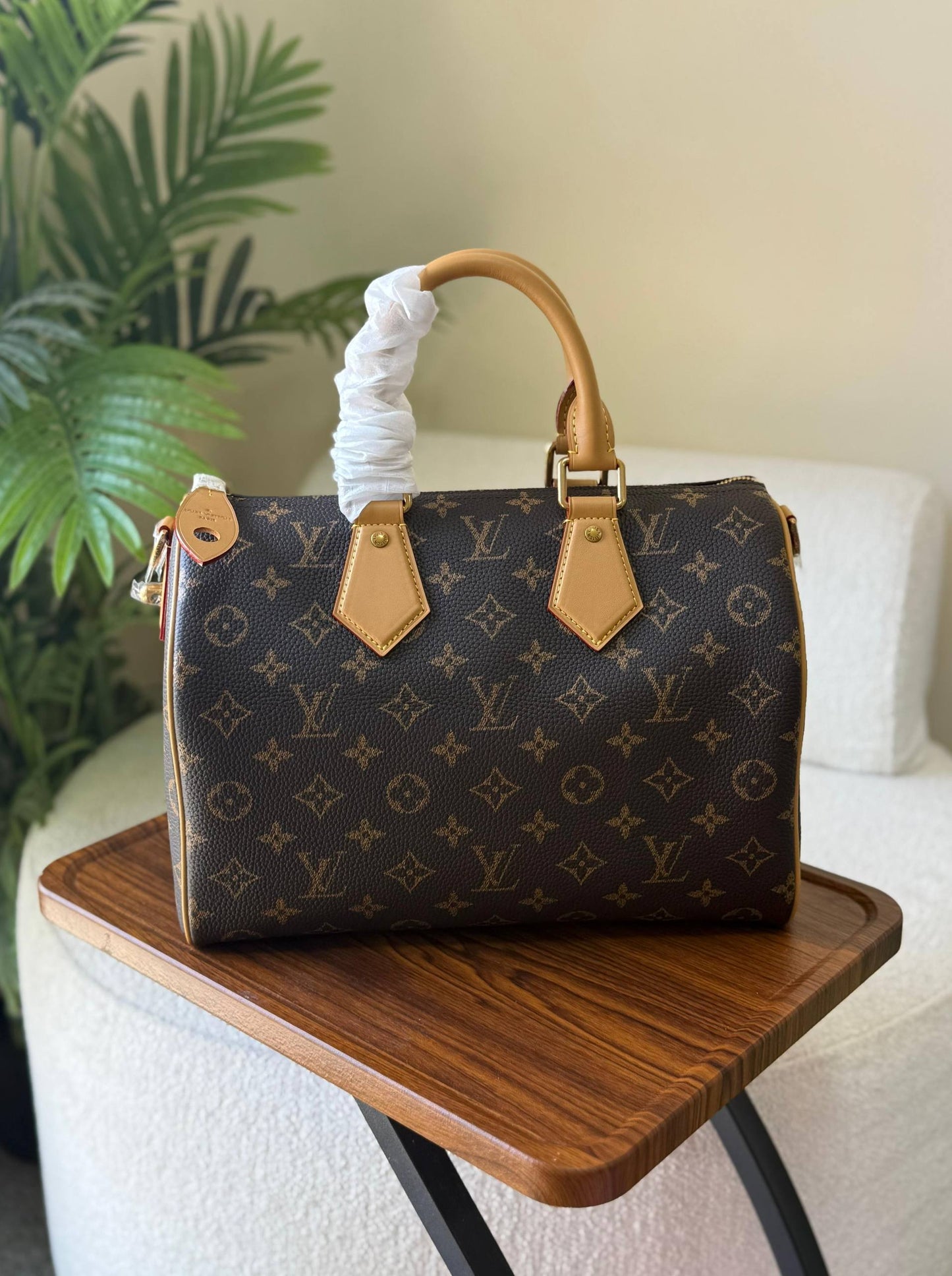 🌿💗*Louis Vuitton*😍🍃
    ❄️25. 30 cm❄️
     🍃 😍🙃😍 💫
Super Master Quality
For Price 👇 WTSP Text Zain 0568585901

Zain246
♥️♥️♥️