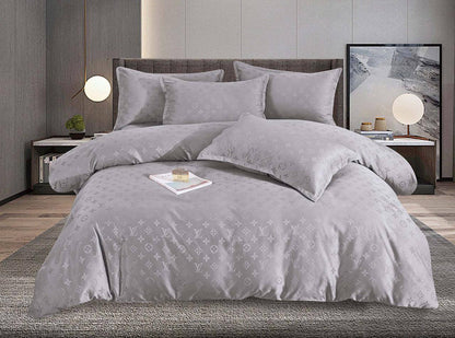 New collection 
Master 💥💥
Bedsheets set
100 %
Silk 
King size cover 6pcs set 
1 duvet cover 240/220
1 fitted sheets 200/200+30
4 pillowcases 75/50
170 dhs🇦🇪🇦🇪

Zain99
♥️♥️♥️