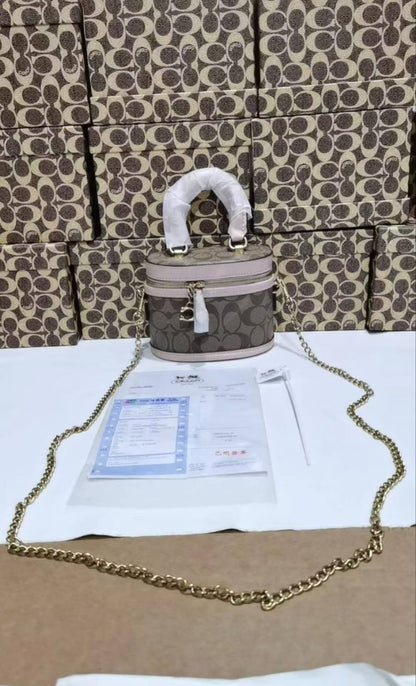 Coach
withbox 
95 dhs🇦🇪🇦🇪

Zain143
♥️♥️♥️