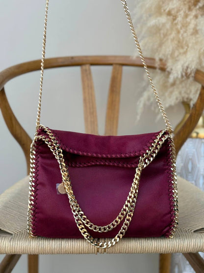 STELLA McCARTENY
25cm
350 dhs🇦🇪🇦🇪
Top quality

Zain167
♥️♥️♥️
