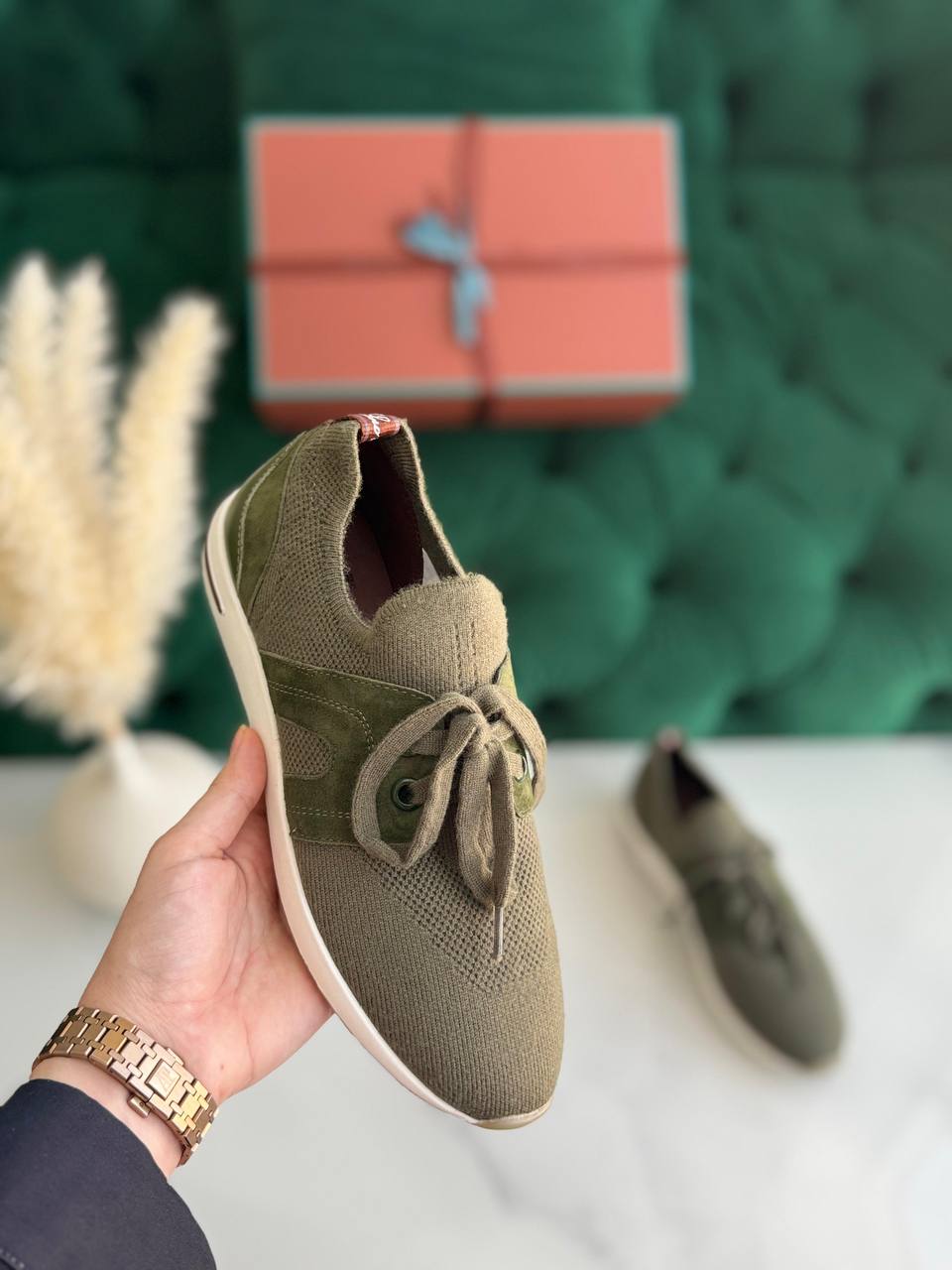 Loro piana
*Vip quality*
*Size:36To42*
490 dhs🇦🇪

Zain113
♥️♥️♥️