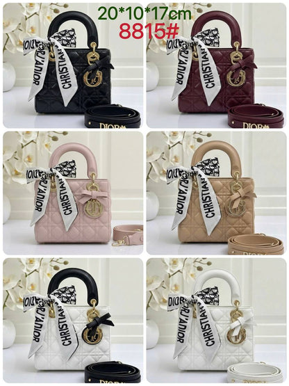 Dior
High quality 
With box 
120 dhs🇦🇪🇦🇪

Zain136
♥️♥️♥️
