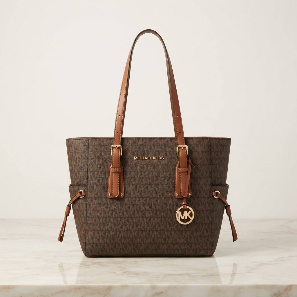 MK

Voyager Totebag
With Gold Logo brand
Size :27 x 11 x 26 cm

105 dhs🇦🇪🇦🇪

Zain239
♥️♥️♥️