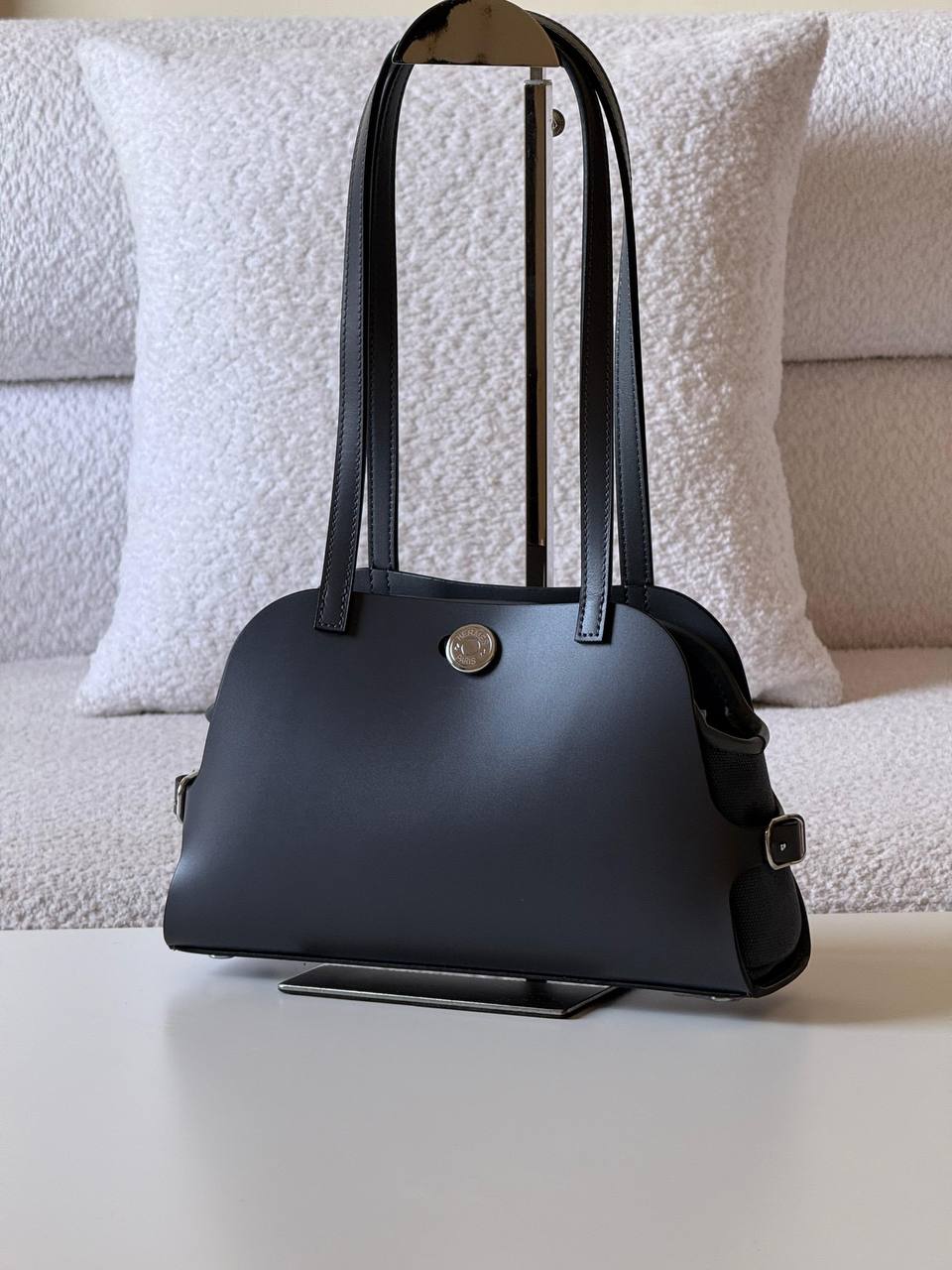 Hermes tablier 26cm💕master quality😍with box❤️
610 dhs🇦🇪🇦🇪

Zain52
♥️♥️♥️
