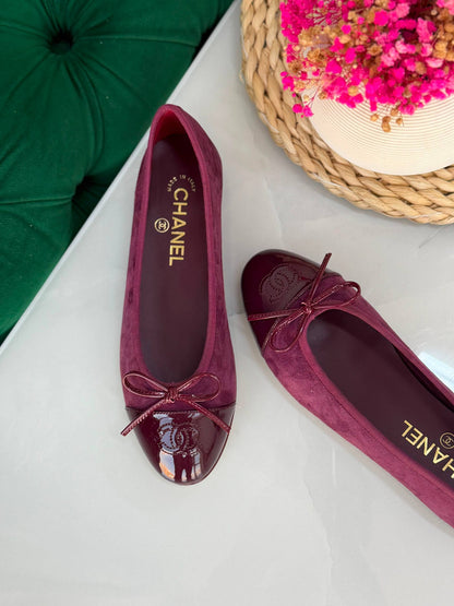 Chanel 
Vip quality 
Size:36 to 41 
450 dhs✅

Zain113
♥️♥️♥️