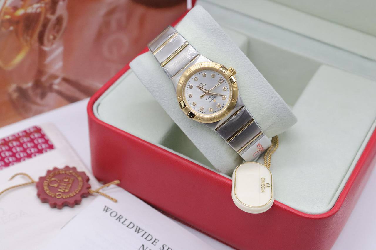 Omega Watch 
For Ladies
Good Quality
220 dhs💓

Zain33
♥️♥️♥️