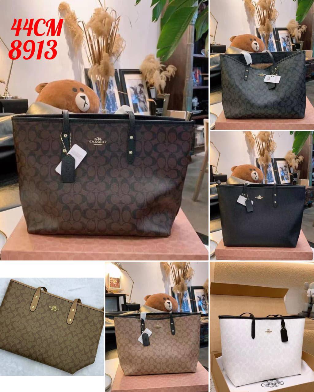 COACH TOTE 
GOOD QUALITY 💯
100 dhs🇦🇪🇦🇪
WITH BOX 📦

Zain28
♥️♥️♥️