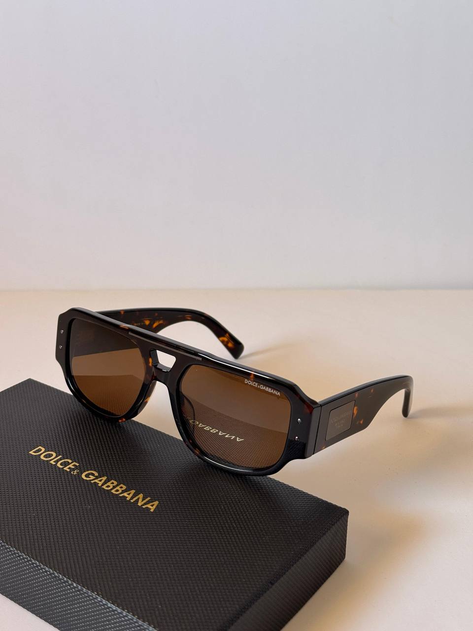 𝐃𝐈𝐎𝐑 *D&G* 
Super master quality✨✨
New Available😇
For Price 👇 WTSP Text Zain 0568585901

Zain165
♥️♥️♥️