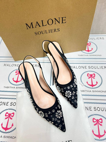 MALONE 

36-41

150 dhs🇦🇪🇦🇪

Zain88
♥️♥️♥️