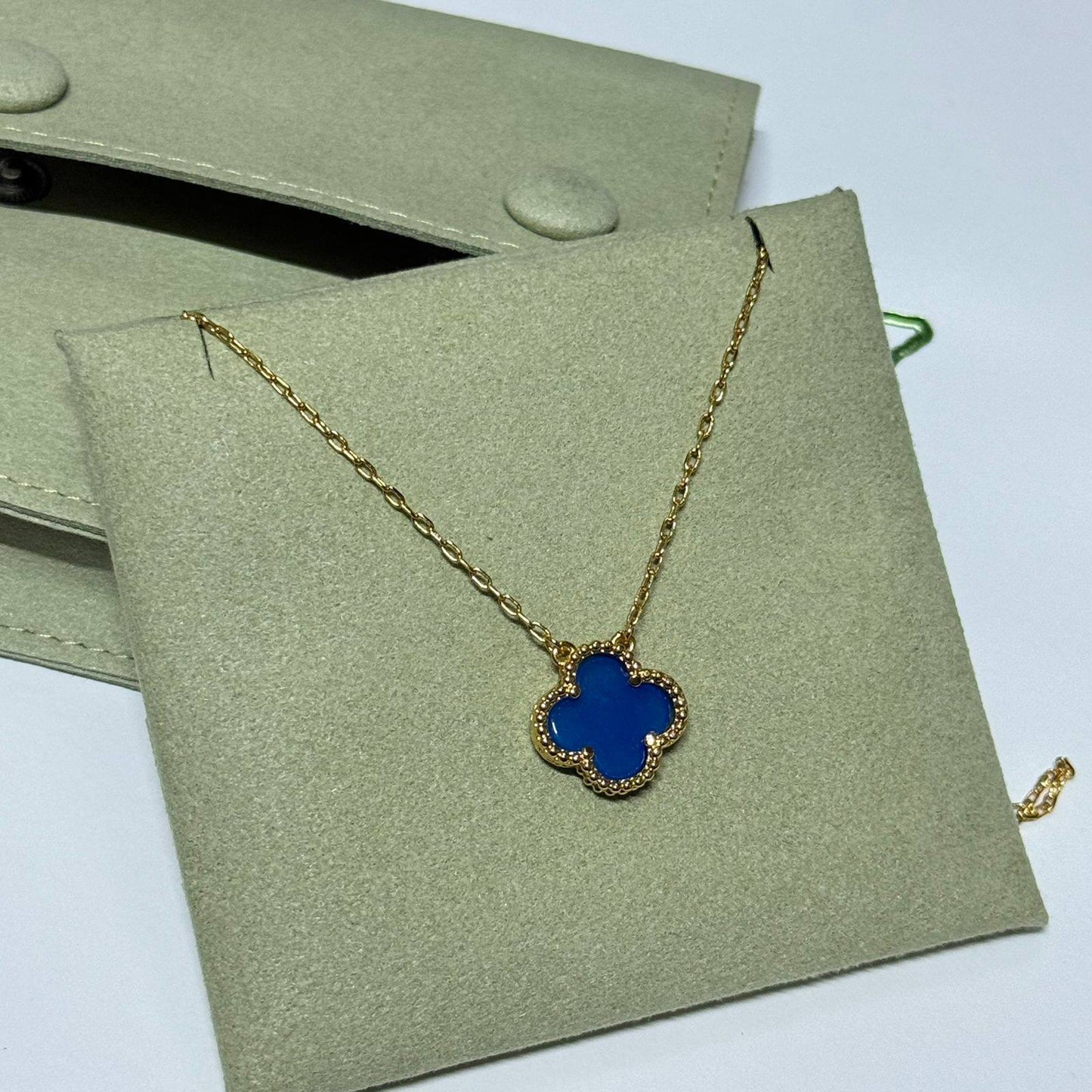 VCA
NECKLACE 
40 dhs🌺

Zain263
♥️♥️♥️