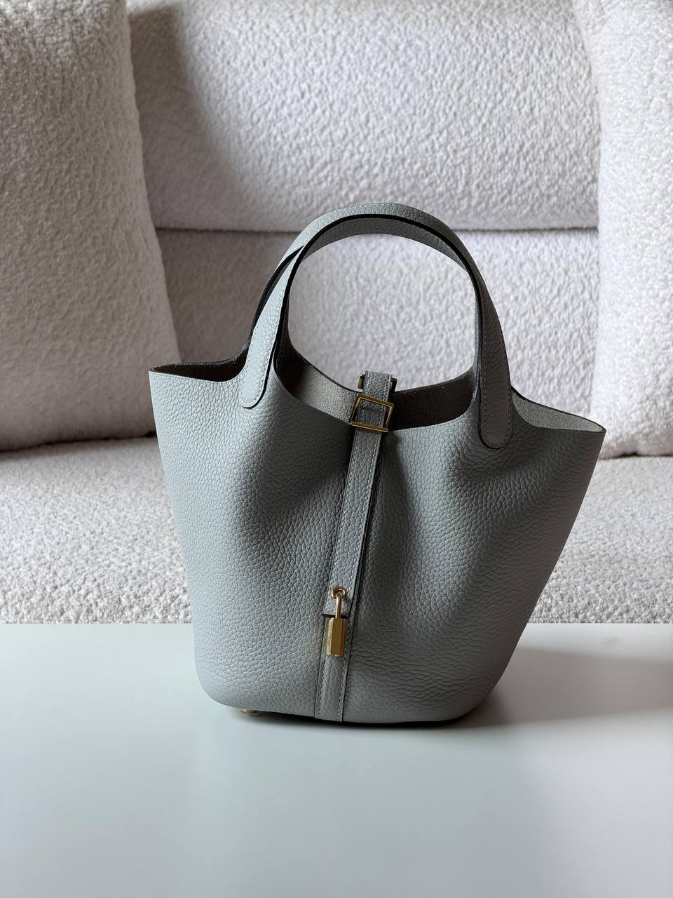 Hermes
picotin 18cm💥Master quality ✅

with box📦

340 dhs✅

Zain52
♥️♥️♥️