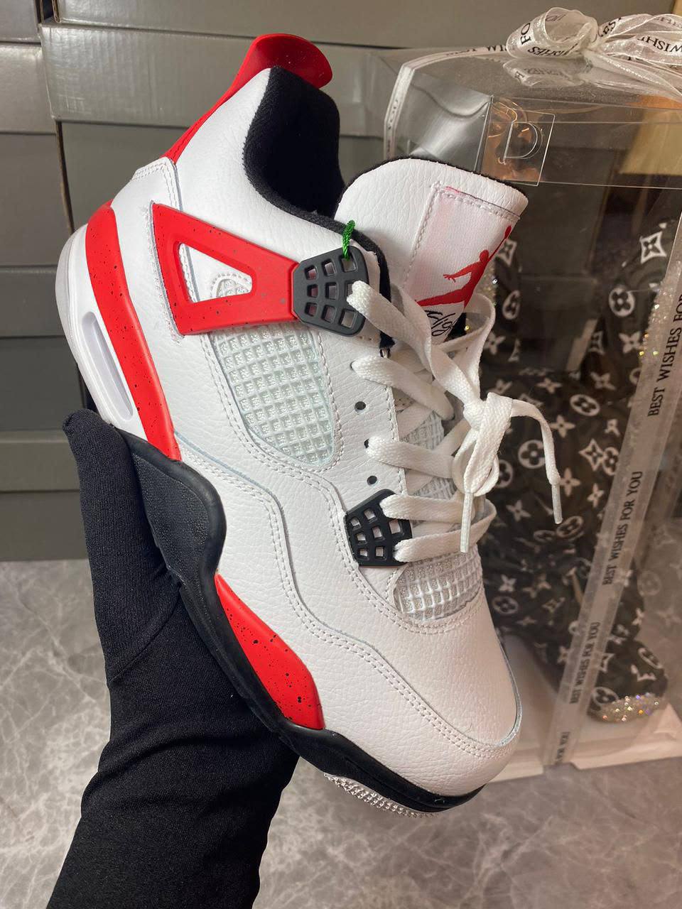 Jordan 4 
36-45
40-45
Now on discount 😇
190 dhs🇦🇪🇦🇪

Zain242
♥️♥️♥️