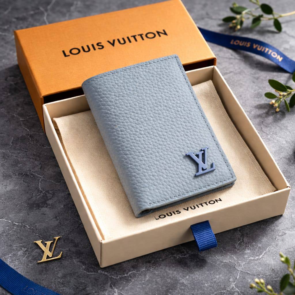 Lv master quality wallet 

with box
🎁🎁🎁

90 dhs💓

Zain59
♥️♥️♥️