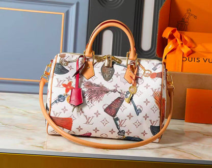 LV

COPY ONE 
NEW DESIGN 
265 dhs🇦🇪🇦🇪

Zain39
♥️♥️♥️