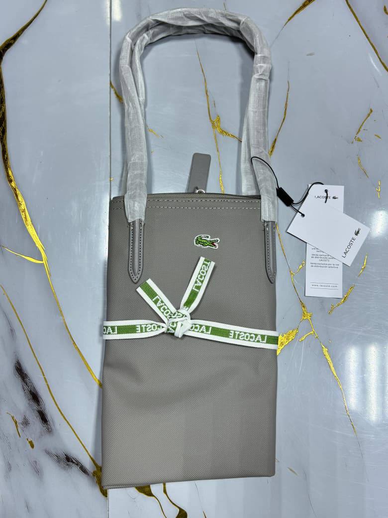 Lacoste
Size:47cm
50 dhs🪙🌨️

Zain07
Zain50
♥️♥️♥️