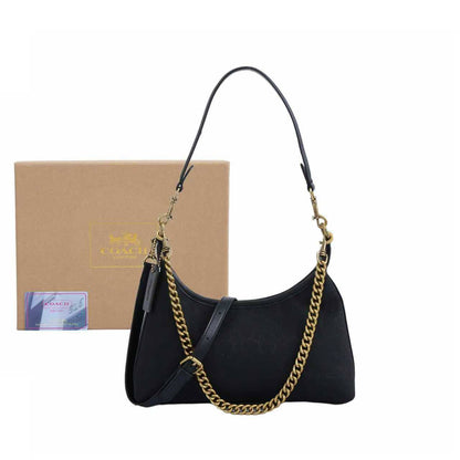 Coach

with box
🎁🎁🎁

90 dhs🪙🌨️

Zain143
♥️♥️♥️