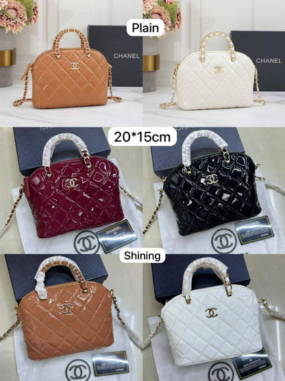 🌈 Chanel 
1️⃣ First quality +🎁
Size : 20 * 15 cm
85 dhs✅
with box 🎁

Zain115
♥️♥️♥️