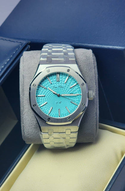 Louis Hilano watch for men good quality 
230 dhs🪙🖤

Zain59
♥️♥️♥️