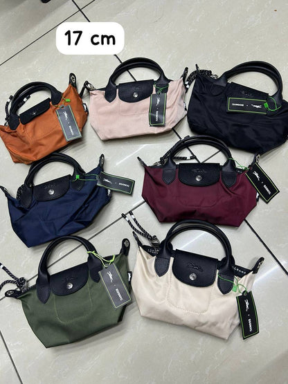 Long Champ
17  cm 80 dhs💓
25 cm 90 dhs💓

Zain190
♥️♥️♥️