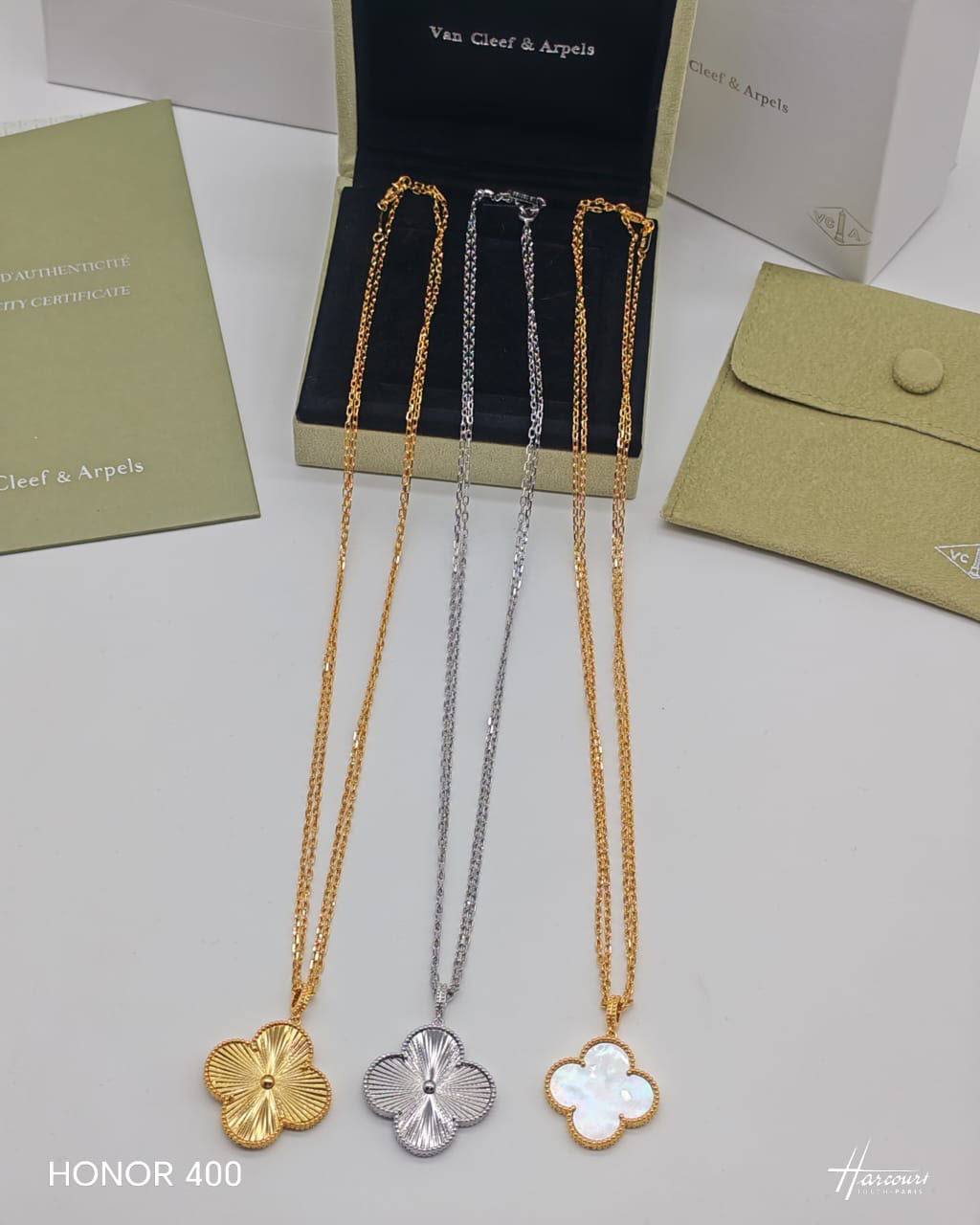 Necklaces

170 dhs🇦🇪🇦🇪

Zain122
♥️♥️♥️