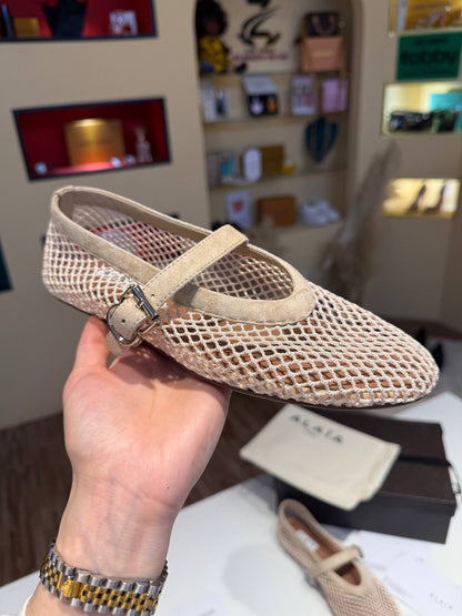 ALAIA 
✨ New Collection
👠 36–41
💎 Premium Quality
🔥 Super Master
450 dhs✅

Zain198

اطلبوها من الوتس المثبت في الأعلى👆🏻👆🏻

تواصلو معنا 👈🏻 Zain 
For order WhatsApp pinned 👆🏻

♥️♥️♥️