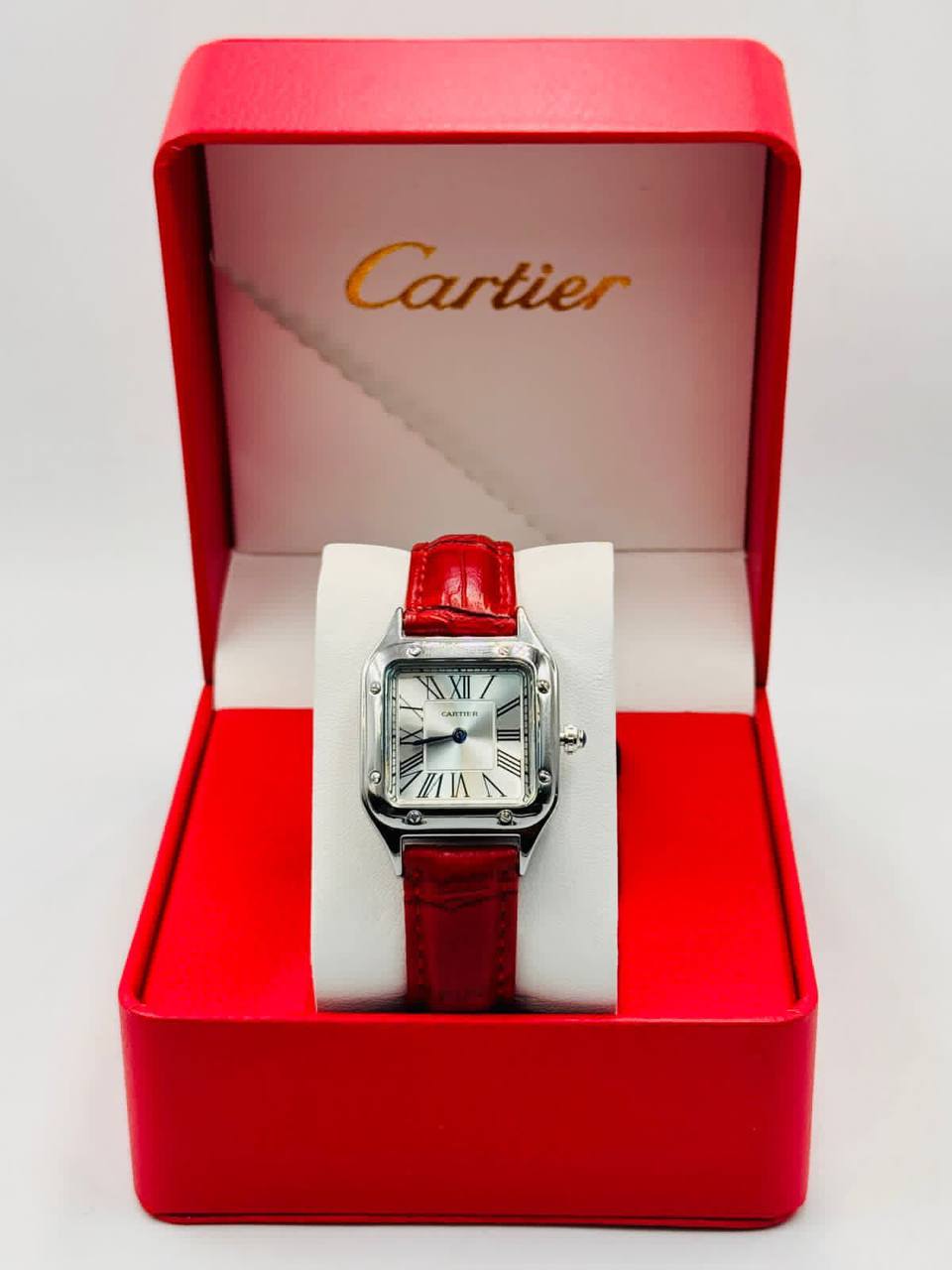 Cartier Ladies 
55 dhs💓

Zain08
♥️♥️♥️