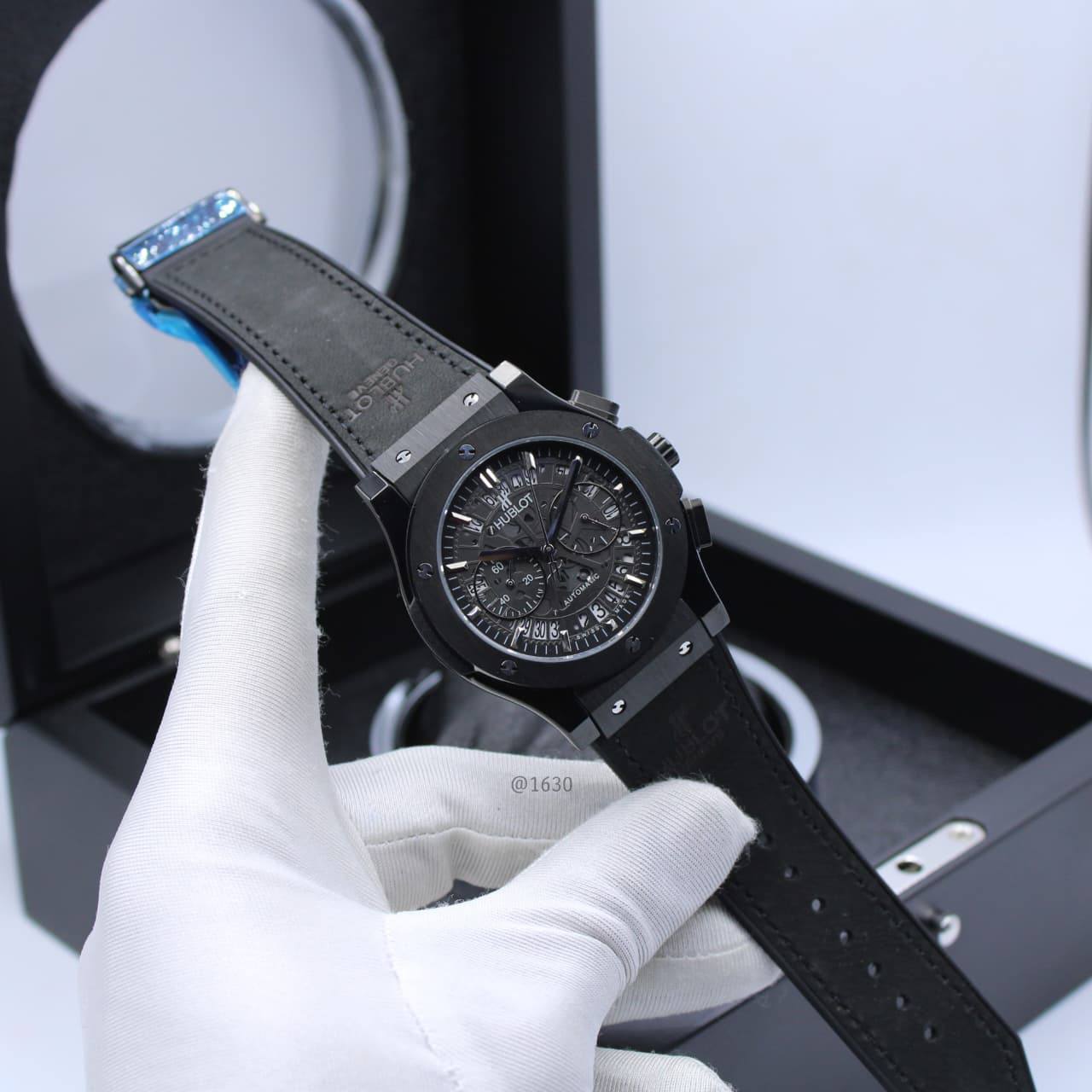 HUBLOT MEN
*STOP WATCH*
220 dhs✅

Zain304
♥️♥️♥️