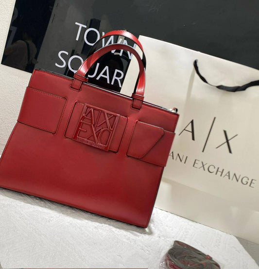 ARMANI COPY ONE 
NEW CAME  
150 dhs🪙🌨️

Zain39
♥️♥️♥️