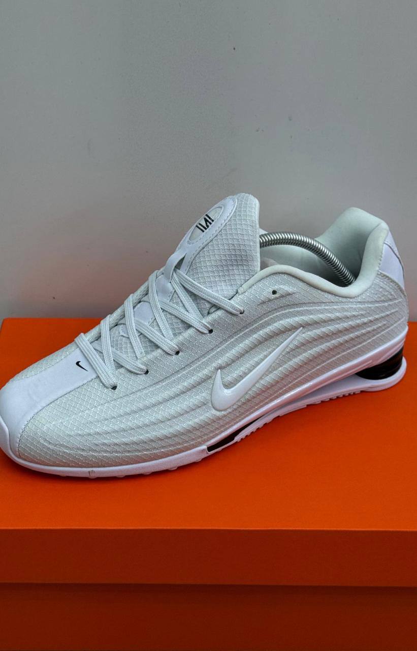 Nike
Size 40-45⚡️
140 dhs💓

Zain183
♥️♥️♥️