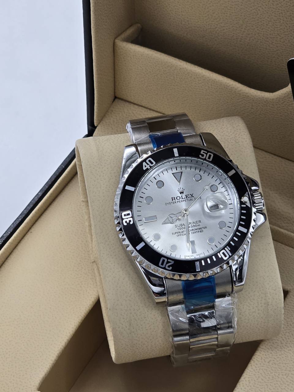 Rolex Men
65 dhs✅
*Battery*

Zain29
♥️♥️♥️