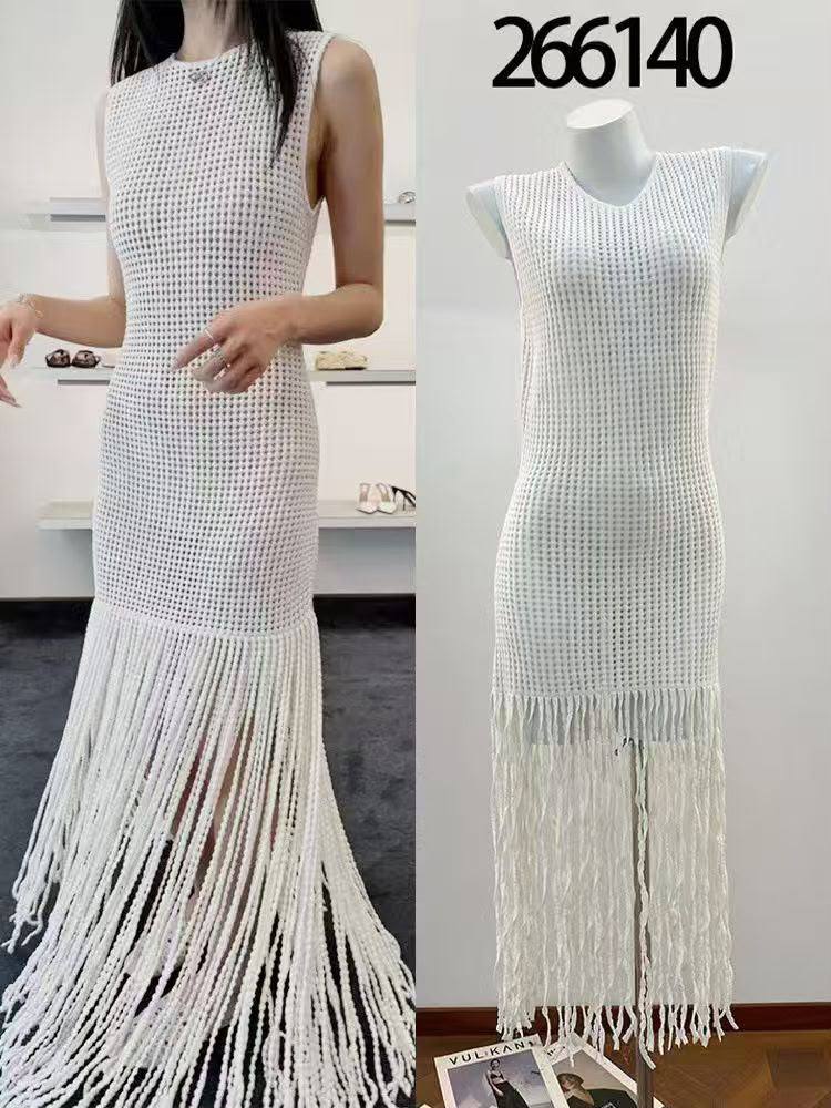 New collection 🤩 
size s to xl 
450 dhs🇦🇪🇦🇪

Zain262
♥️♥️♥️