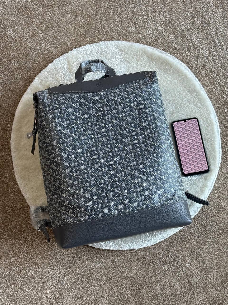 *BRAND- GOYARD ❗*
*❗BACKPACK ❗*
*SUPER MASTER QUALITY ❗*
*WITH PAPERBAG❗*
For Price 👇 WTSP Text Zain 0568585901

Zain267
♥️♥️♥️