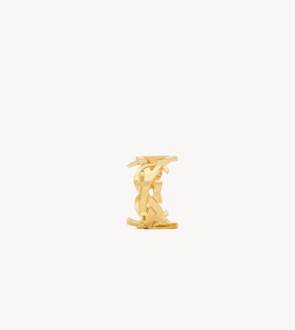 YSL Ring 💍 
Master Quality 

*45* AED normal box 📦

Zain48
♥️♥️♥️