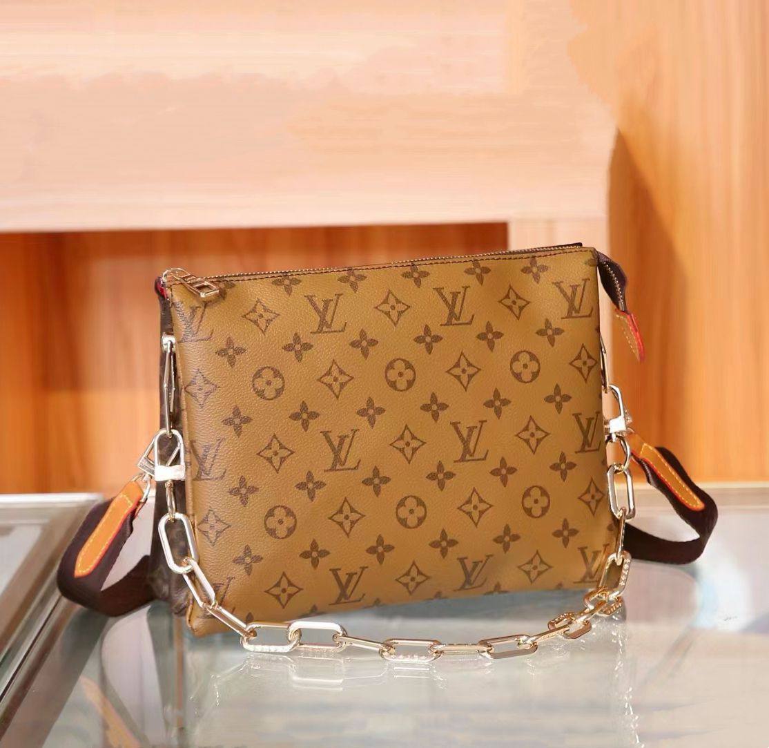 LV

GOOD QUALITY 

WITH BOX 
🎁🎁🎁

115 dhs✅

Zain39
♥️♥️♥️
