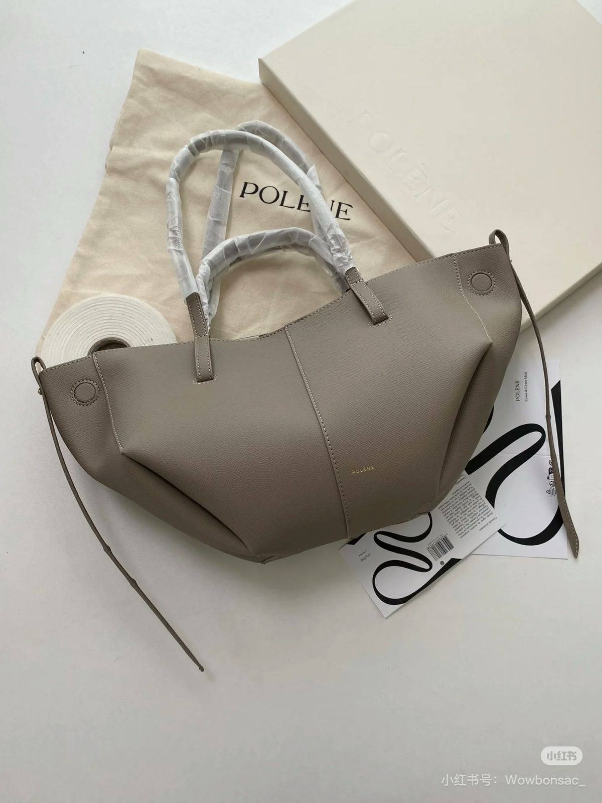 Polene

32cm. 350 dhs🇦🇪🇦🇪

38cm.  370 dhs🇦🇪🇦🇪

Zain297
♥️♥️♥️