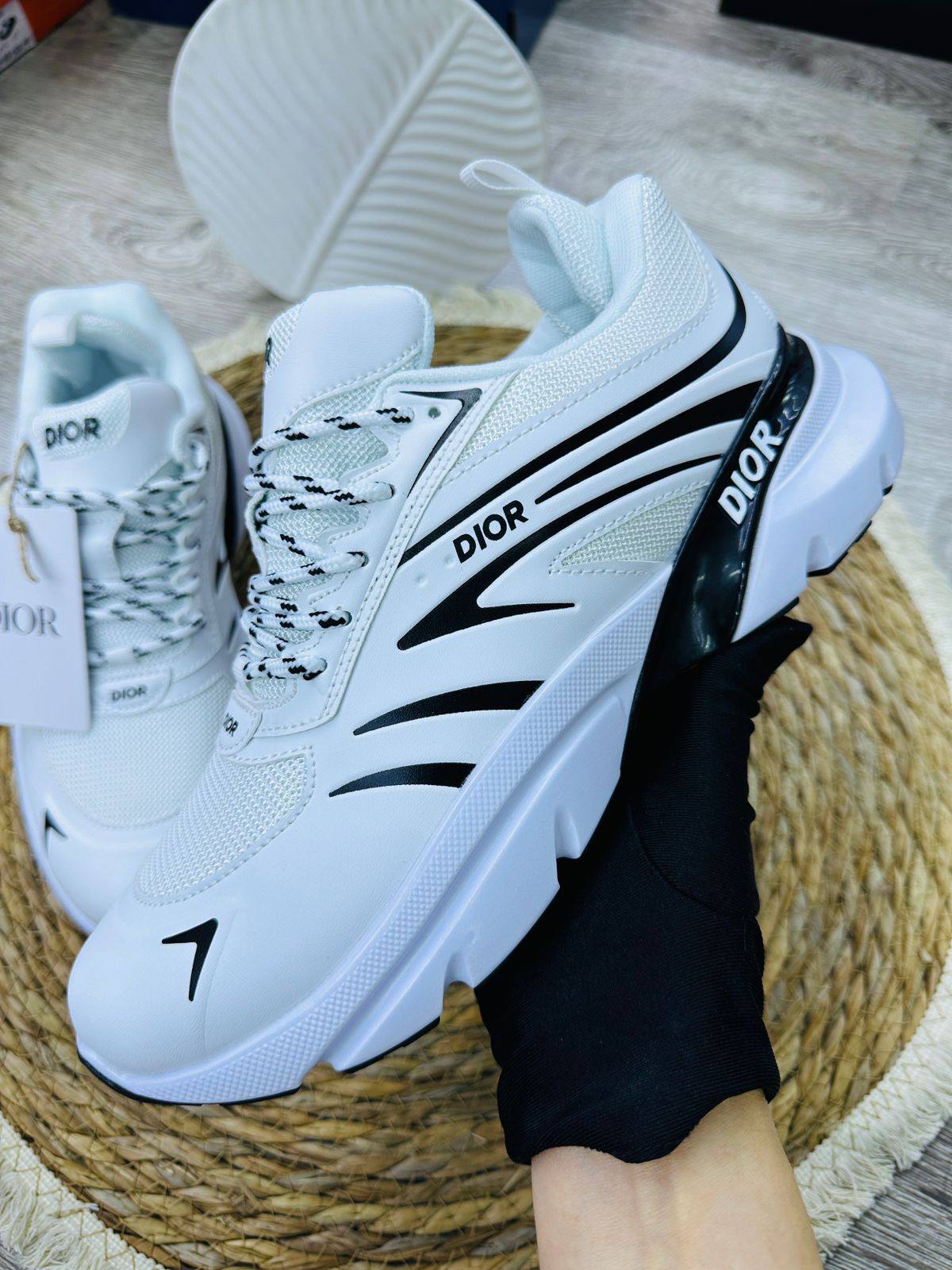 New Master
High quality 
size 40-45 
230 dhs🪙🌨️

Zain132
♥️♥️♥️