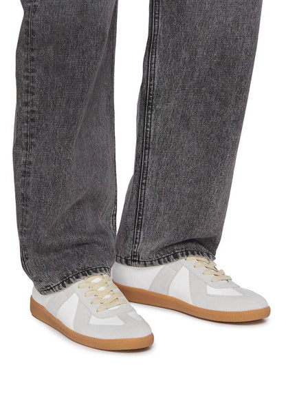 Maison Margiela Replica 'White Grey' ⬜️
Size 36-45 AVAILABLE 
240 dhs✅

Zain242
♥️♥️♥️