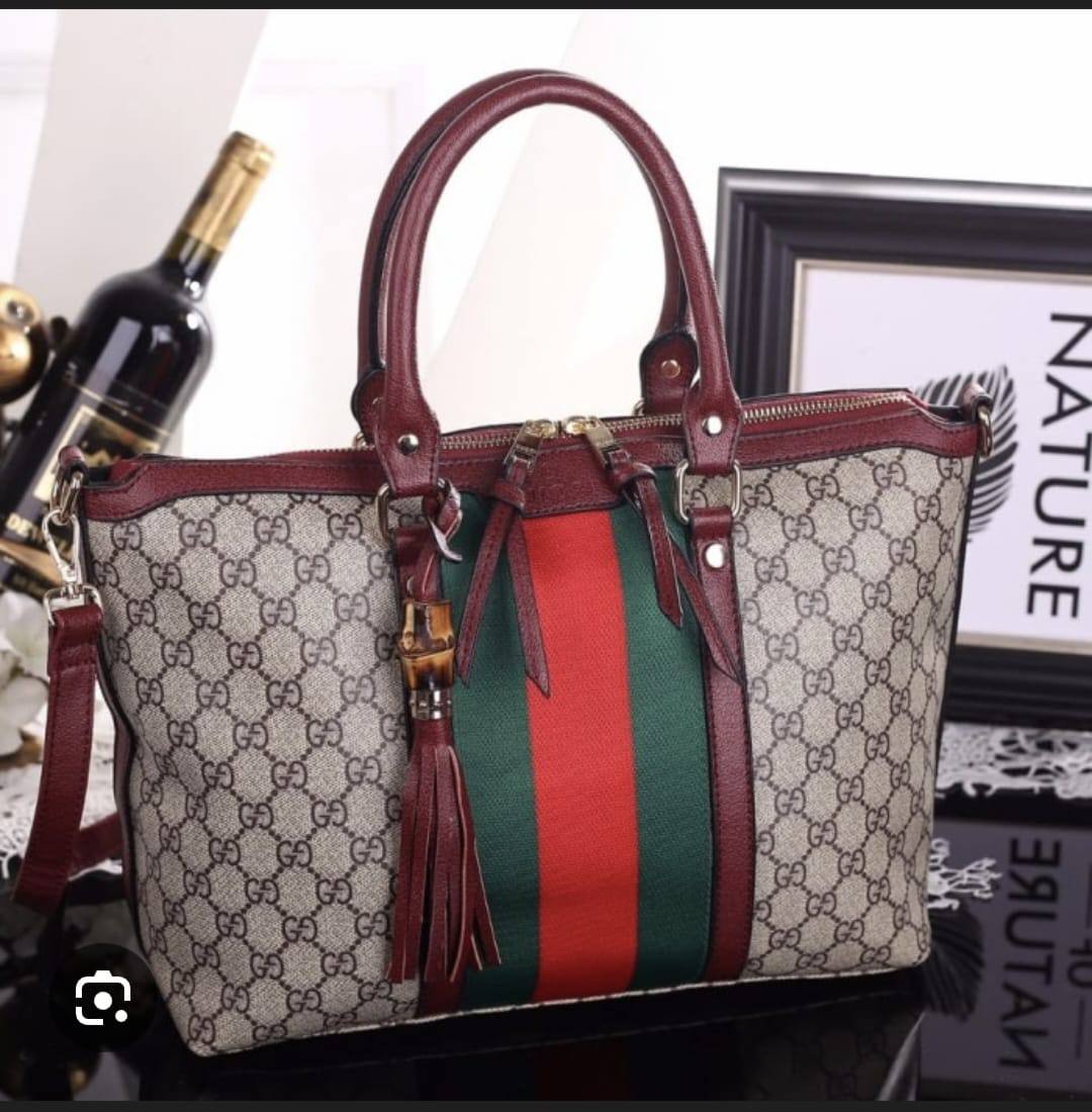 Gucci
95 dhs🗽
👌👌

Zain143
♥️♥️♥️