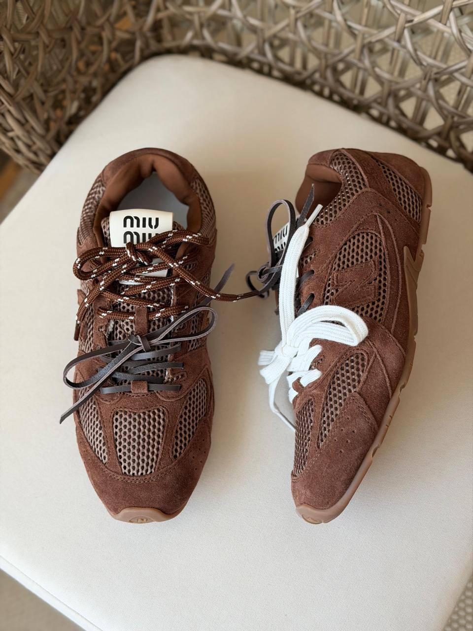 🩶✨ MIU MIU ✨🩶
🤩 Available New Arrival 🤩
😍😍 Super Master Quality 😍😍
👠 Size: 36 to 41
💎 Premium Quality
450 dhs✅

Zain198
♥️♥️♥️