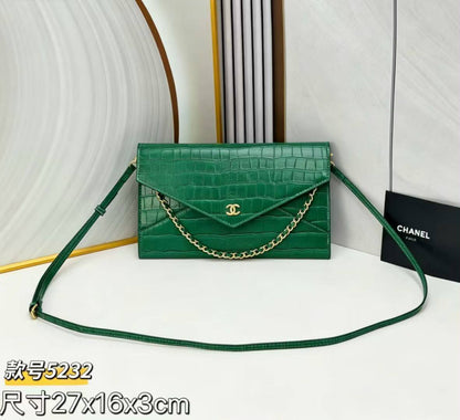 Chanel
Master❣️❣️
27cm🫶🏼🫶🏼 
220 dhs🇦🇪🇦🇪
with box

Zain297
♥️♥️♥️
