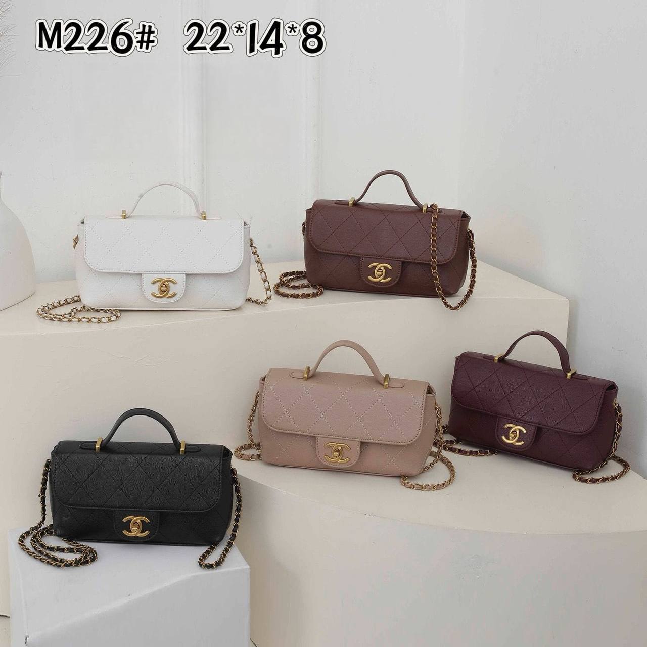 CHANEL ᴛᴏᴘ ʜᴀɴᴅʟᴇ
ᴄʀᴏssʙᴏᴅʏ ʙᴀɢ
ᴄᴀᴠɪᴀʀ ʟᴇᴀᴛʜᴇʀ ᴍᴀᴛᴇʀɪᴀʟ
ɢᴏʟᴅ ʜᴀʀᴅᴡᴀʀᴇ
sɪᴢᴇ : 22 cm

75 dhs💓

Zain31
♥️♥️♥️